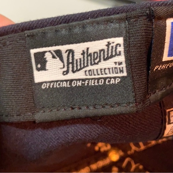 Boston Red Sox Fitted Baseball Cap 7-1/2 New Era - Picture 3 of 7